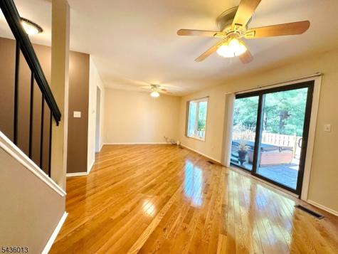 4 Peach Court Raritan NJ 08822