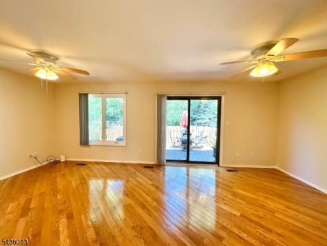 4 Peach Court Raritan NJ 08822