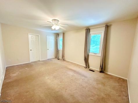 4 Peach Court Raritan NJ 08822