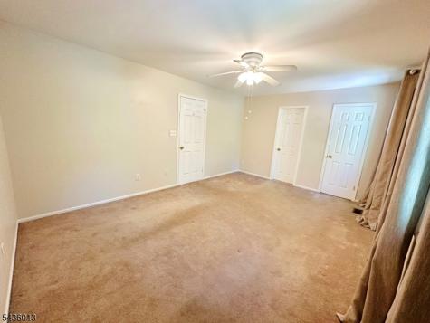 4 Peach Court Raritan NJ 08822