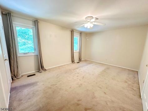 4 Peach Court Raritan NJ 08822