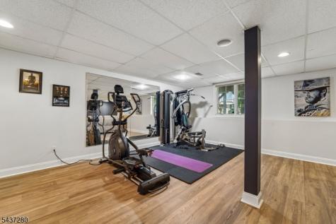76 Schindler Way Fairfield NJ 07004