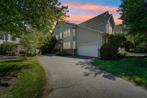 76 Schindler Way Fairfield NJ 07004