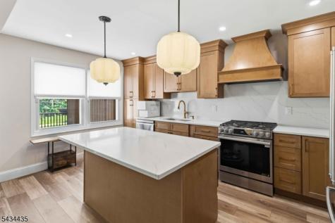 47 Constitution Way Morris NJ 07960