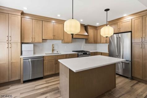 47 Constitution Way Morris NJ 07960