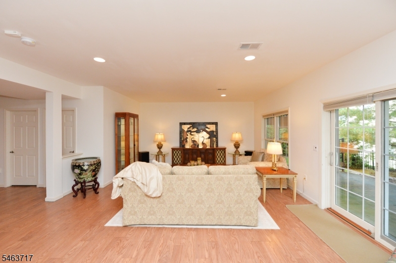 12 Skyview Drive North Haledon NJ 07508