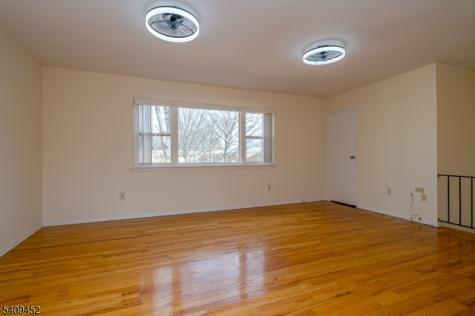161 Evergreen Road Edison NJ 08837