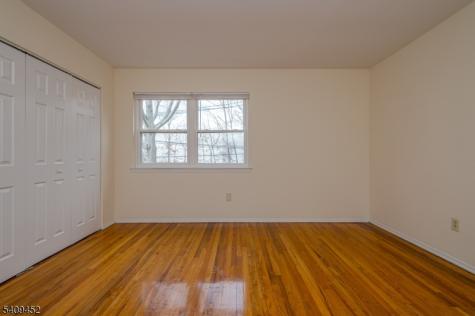 161 Evergreen Road Edison NJ 08837