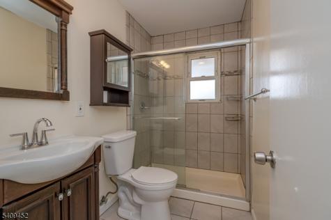 161 Evergreen Road Edison NJ 08837