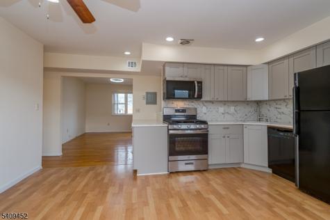 161 Evergreen Road Edison NJ 08837