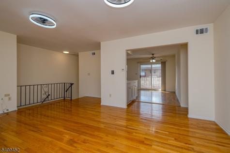 161 Evergreen Road Edison NJ 08837