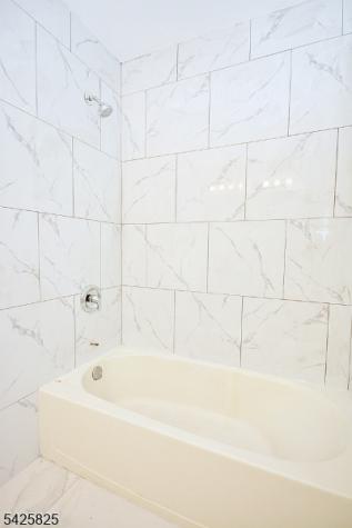 24 Straton Court Sayreville NJ 08859