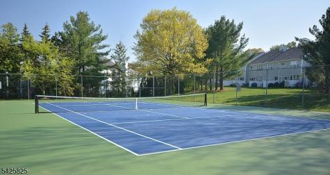 24 Straton Court Sayreville NJ 08859
