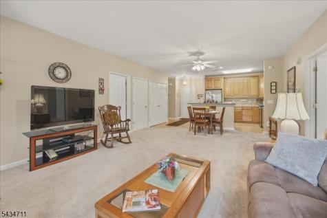 104 Ridgeview Lane Mount Arlington NJ 07856