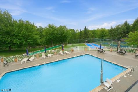 104 Ridgeview Lane Mount Arlington NJ 07856