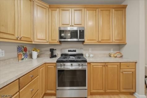 104 Ridgeview Lane Mount Arlington NJ 07856