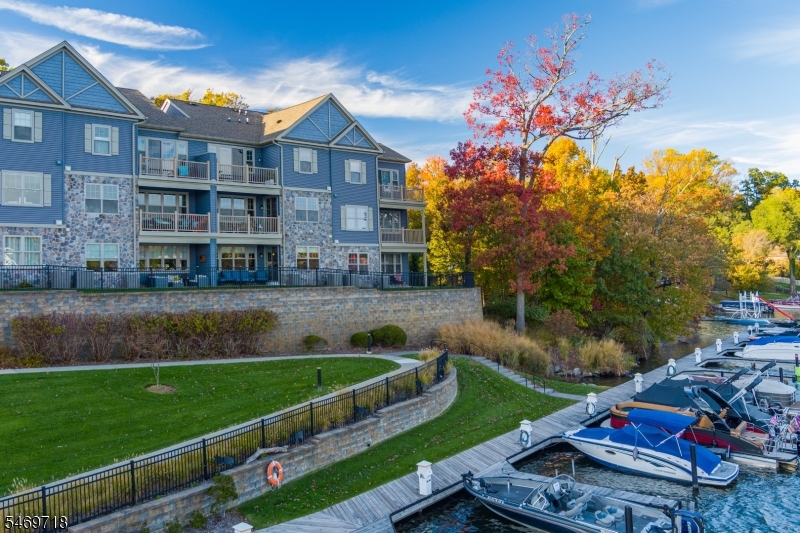 508 Mariners Point Hopatcong NJ 07843