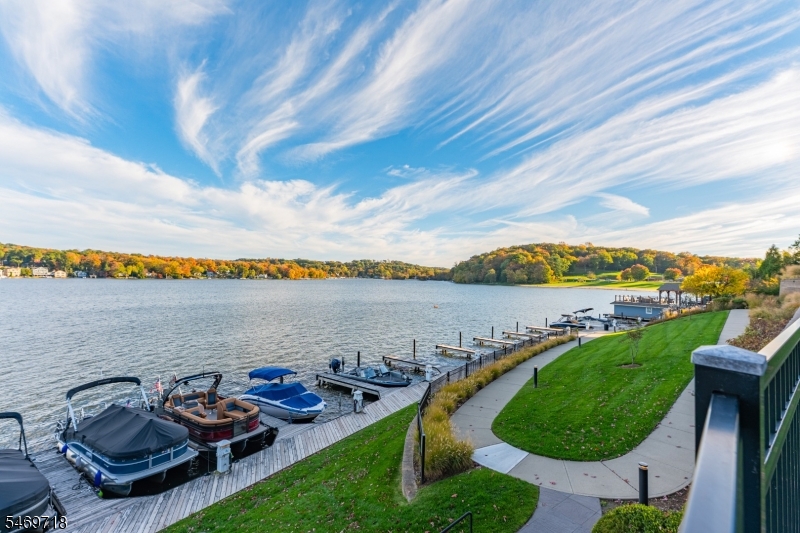 508 Mariners Point Hopatcong NJ 07843