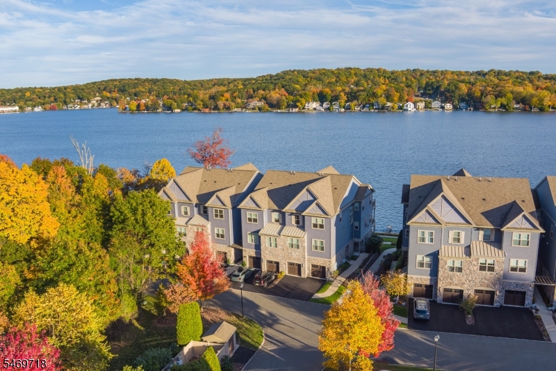508 Mariners Point Hopatcong NJ 07843