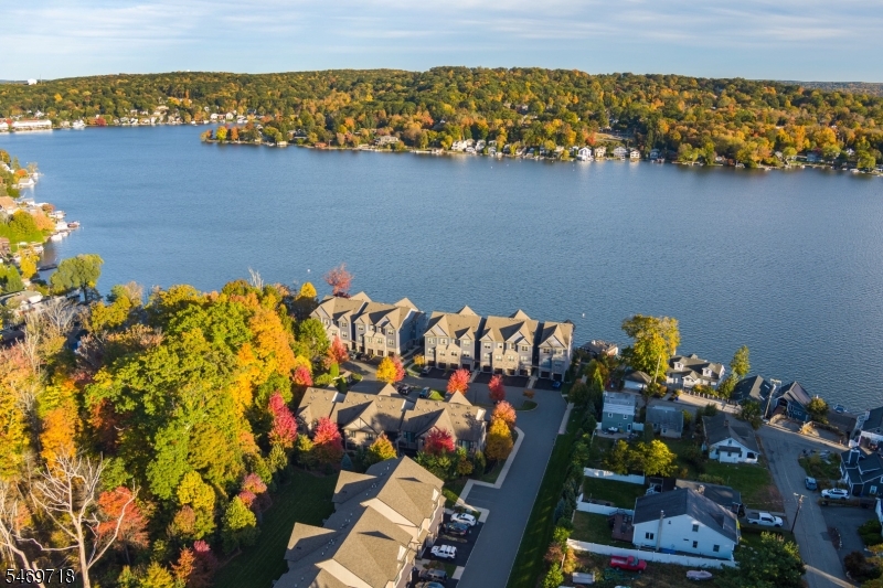 508 Mariners Point Hopatcong NJ 07843