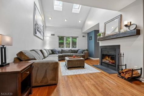 47 Davey Drive West Orange NJ 07052