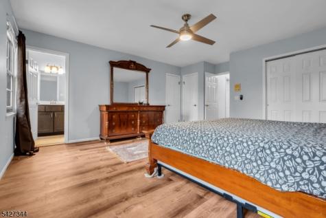 27 Manor Drive Hillsborough NJ 08844