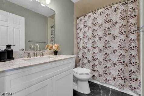 27 Manor Drive Hillsborough NJ 08844