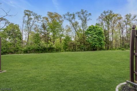 27 Manor Drive Hillsborough NJ 08844
