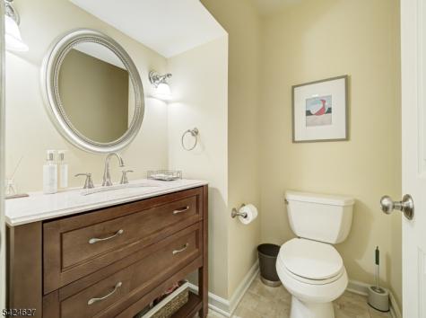 4 Erin Way Lincoln Park NJ 07035