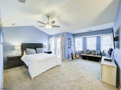 4 Erin Way Lincoln Park NJ 07035