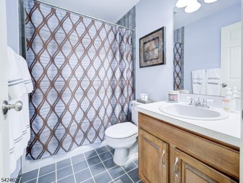 4 Erin Way Lincoln Park NJ 07035