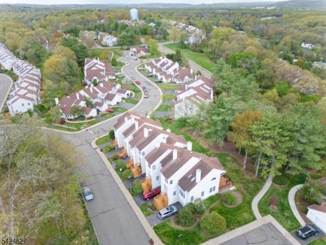 4 Erin Way Lincoln Park NJ 07035
