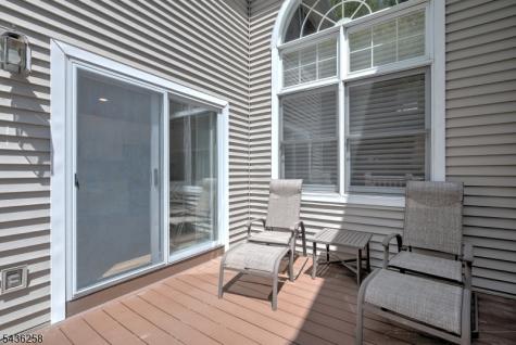 26 Depaolo Court Roseland NJ 07068