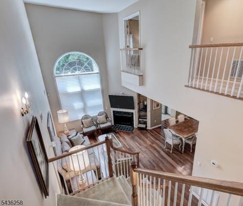 26 Depaolo Court Roseland NJ 07068
