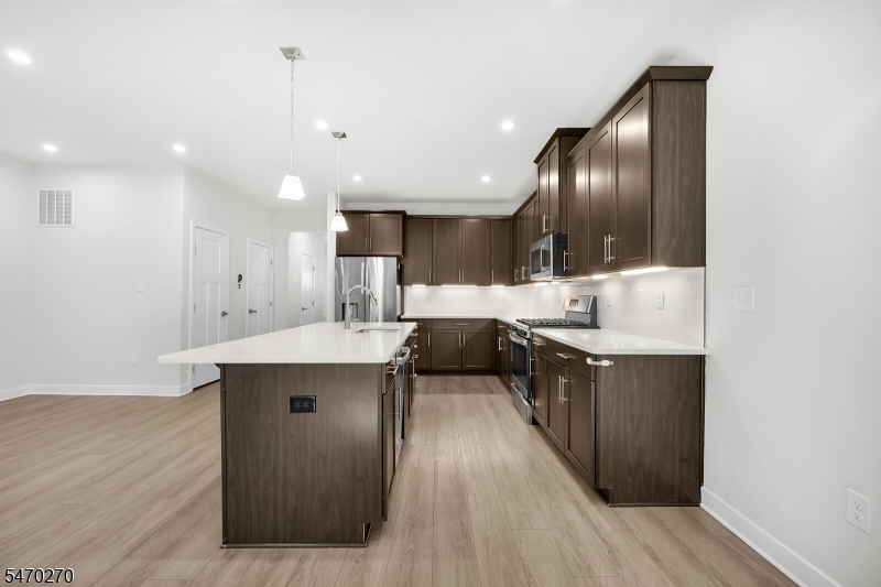 14 Pratt Lane Lawrence NJ 08648