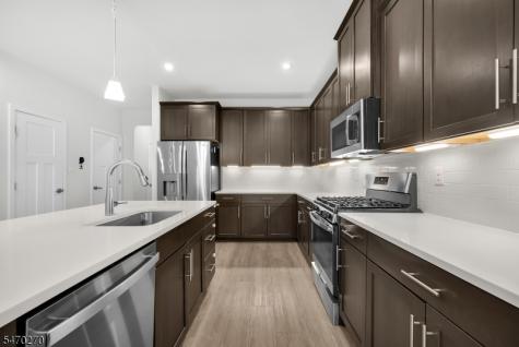 14 Pratt Lane Lawrence NJ 08648
