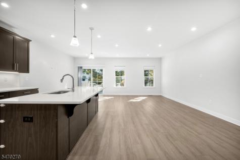 14 Pratt Lane Lawrence NJ 08648