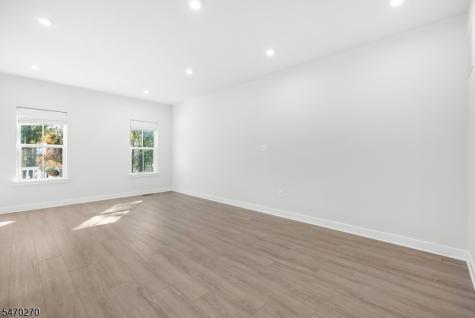 14 Pratt Lane Lawrence NJ 08648