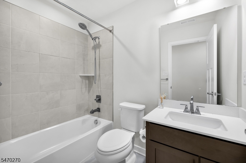 14 Pratt Lane Lawrence NJ 08648