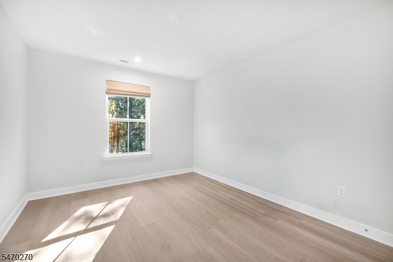 14 Pratt Lane Lawrence NJ 08648