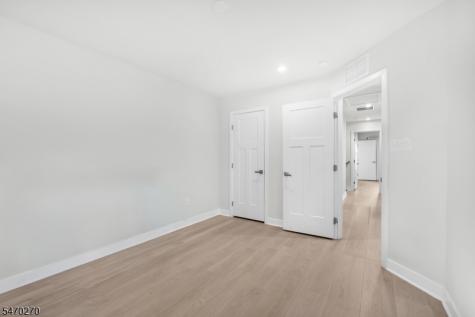 14 Pratt Lane Lawrence NJ 08648