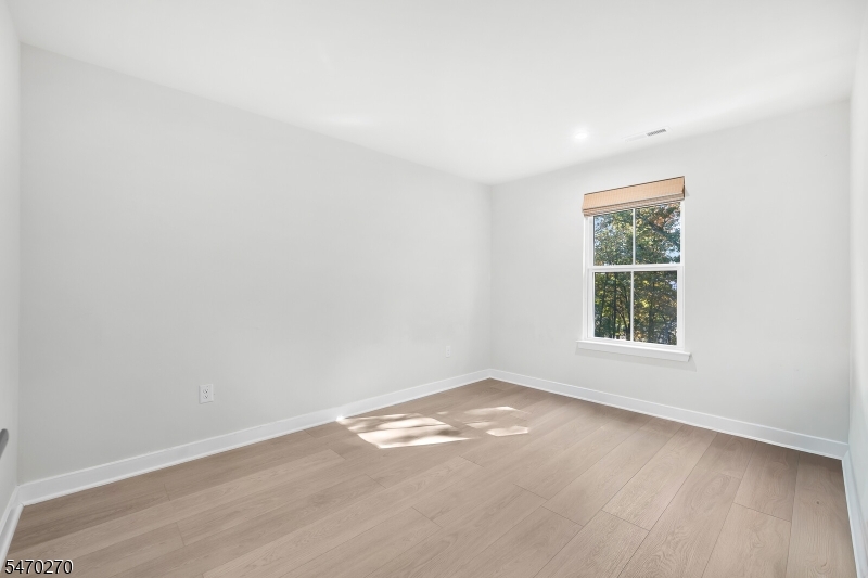 14 Pratt Lane Lawrence NJ 08648