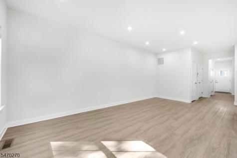 14 Pratt Lane Lawrence NJ 08648