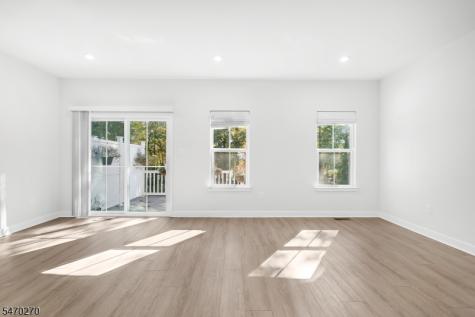 14 Pratt Lane Lawrence NJ 08648