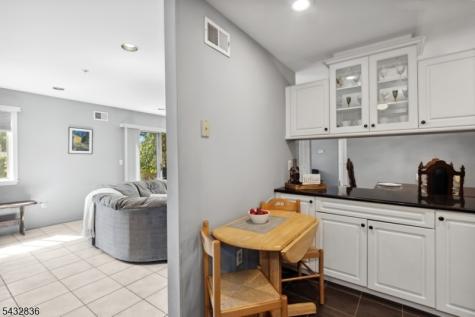 2 Mcchesney Court West Orange NJ 07052
