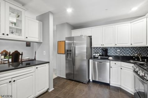 2 Mcchesney Court West Orange NJ 07052