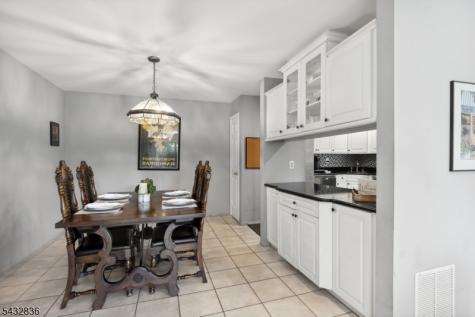 2 Mcchesney Court West Orange NJ 07052