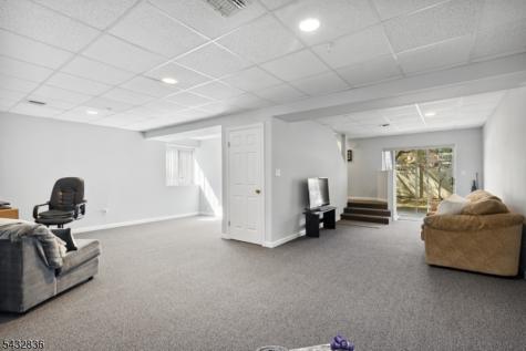 2 Mcchesney Court West Orange NJ 07052
