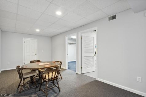 2 Mcchesney Court West Orange NJ 07052