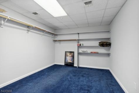2 Mcchesney Court West Orange NJ 07052